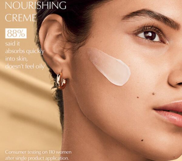 Revitalizing Supreme+ Youth Power Creme Moisturizer 5ml - Image 3