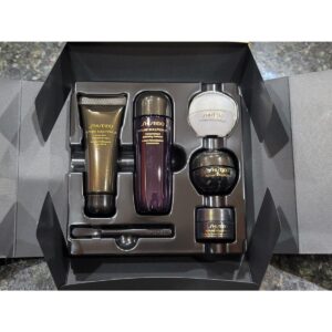 SHISEIDO FUTURE SOLUTION LX MINI SET